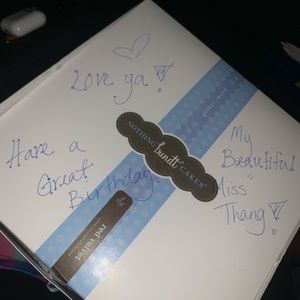 Meet your Posher, Hailey